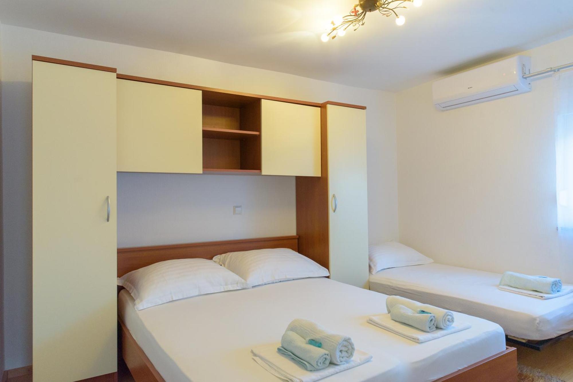 Jeli Apartments ستاريغغاد باكلينتسا الغرفة الصورة