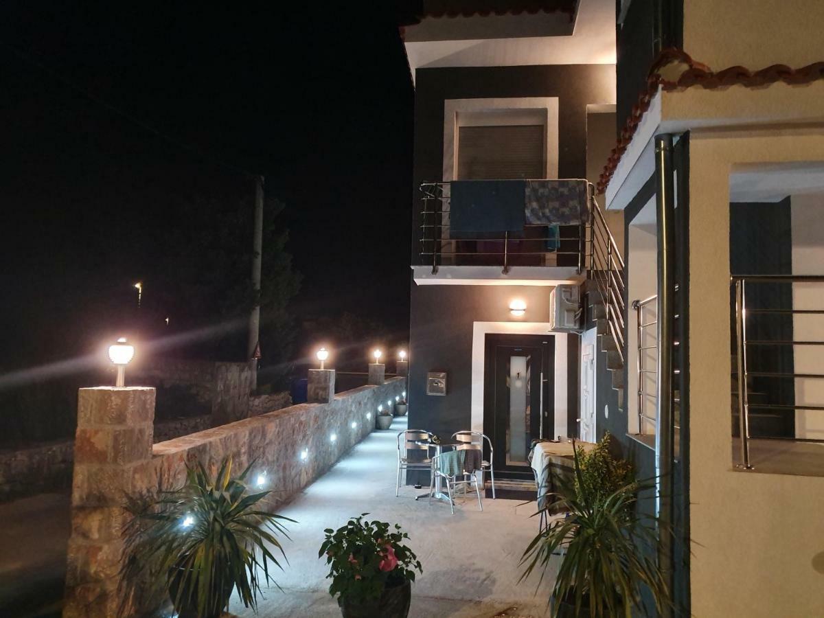 Jeli Apartments ستاريغغاد باكلينتسا المظهر الخارجي الصورة
